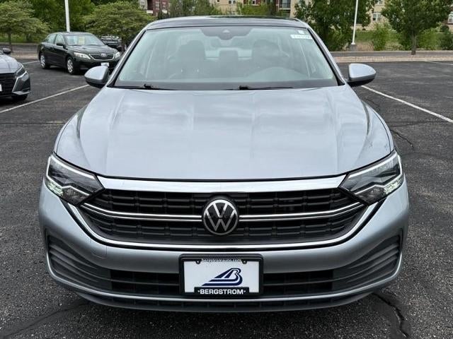 2022 Volkswagen Jetta SE Auto