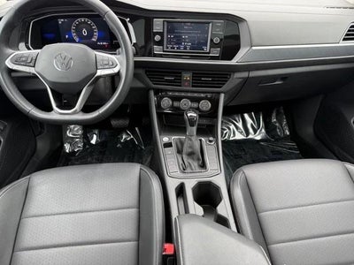 2022 Volkswagen Jetta SE Auto
