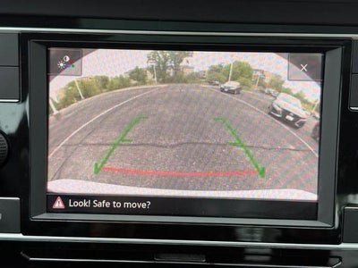 2022 Volkswagen Jetta SE Auto