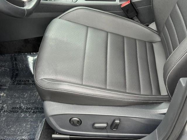 2022 Volkswagen Jetta SE Auto
