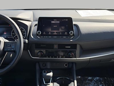 2025 Nissan Rogue AWD SV