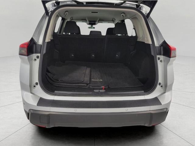 2025 Nissan Rogue AWD SV