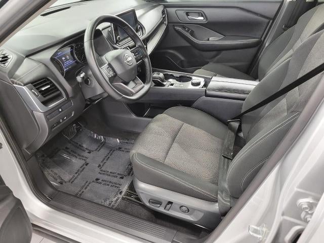 2025 Nissan Rogue AWD SV