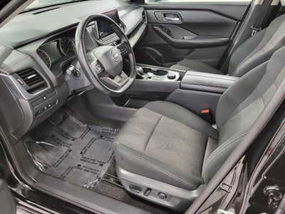 2025 Nissan Rogue AWD SV