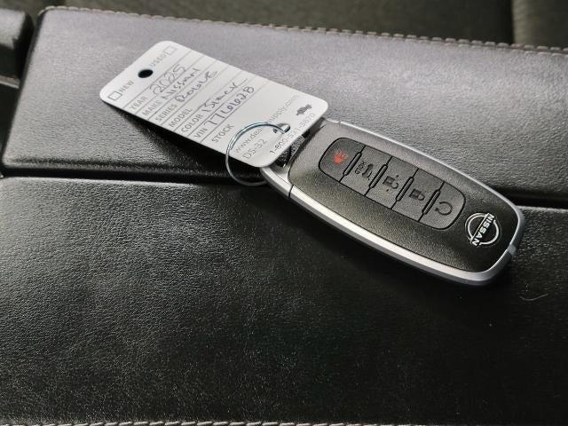 2025 Nissan Rogue AWD SV