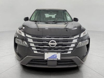 2025 Nissan Rogue AWD SV