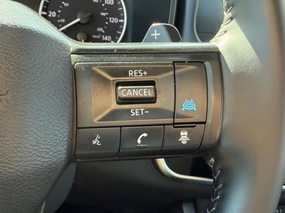 2025 Nissan Rogue AWD SV