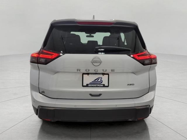 2025 Nissan Rogue AWD SV