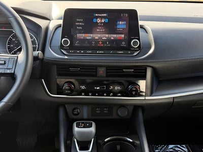 2025 Nissan Rogue AWD SV