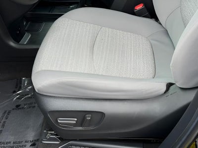 2025 Toyota Sienna LE FWD 8-Passenger