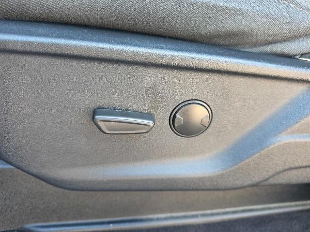 2023 Ford F-150 XL 4WD SuperCrew 5.5' Box