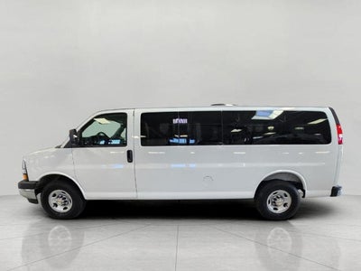 2025 Chevrolet Express Passenger 3500 RWD 3500 155 LT