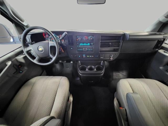 2025 Chevrolet Express Passenger 3500 RWD 3500 155 LT