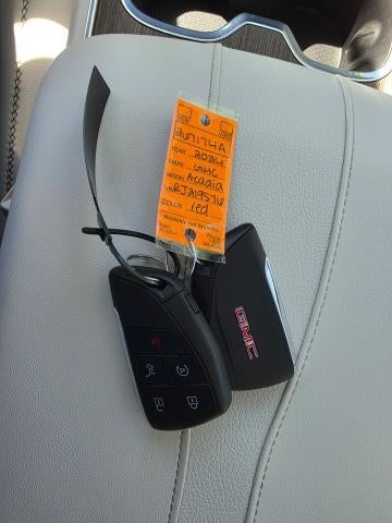 2024 GMC Acadia AWD 4dr Denali