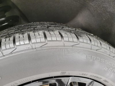 2023 Chevrolet Traverse AWD 4dr LT Cloth w/1LT