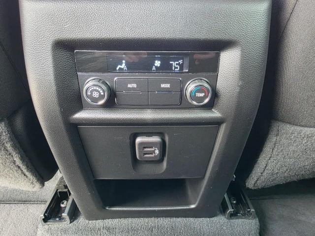 2023 Chevrolet Traverse AWD 4dr LT Cloth w/1LT