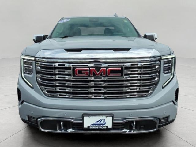 2024 GMC Sierra 1500 4WD Crew Cab 147 Denali