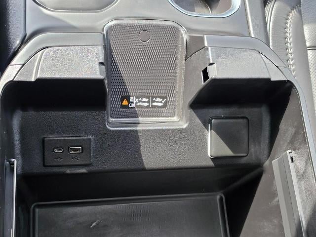 2024 GMC Sierra 1500 4WD Crew Cab 147 Denali