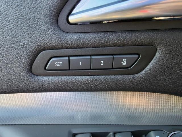 2021 Cadillac XT4 FWD 4dr Premium Luxury