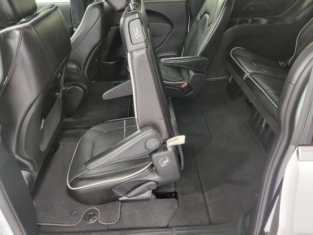 2026 Chrysler Pacifica Limited FWD