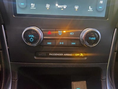 2024 Ford Edge TITANIUM AWD **HANDS FREE LIFTGATE**WIRELESS CHARGING PAD**RAIN-SENSING WIPERS**