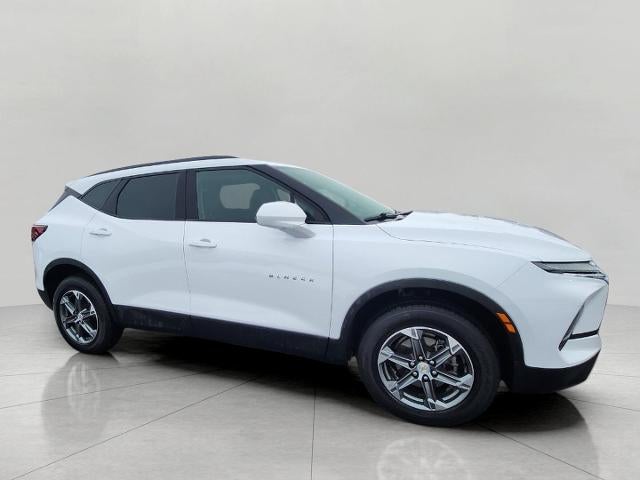 2024 Chevrolet Blazer AWD 4DR LT W/2LT **HEATED FRONT SEATS**APPLE CARPLAY/ ANDROID AUTO**REMOTE KEYLESS ENTRY**