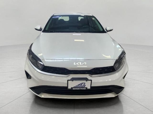 2024 Kia Forte LXS IVT **REMOTE KEYLESS ENTRY**BLIND SPOT COLLISION AVOIDANCE ASSIST**HEATED SIDE MIRRORS**