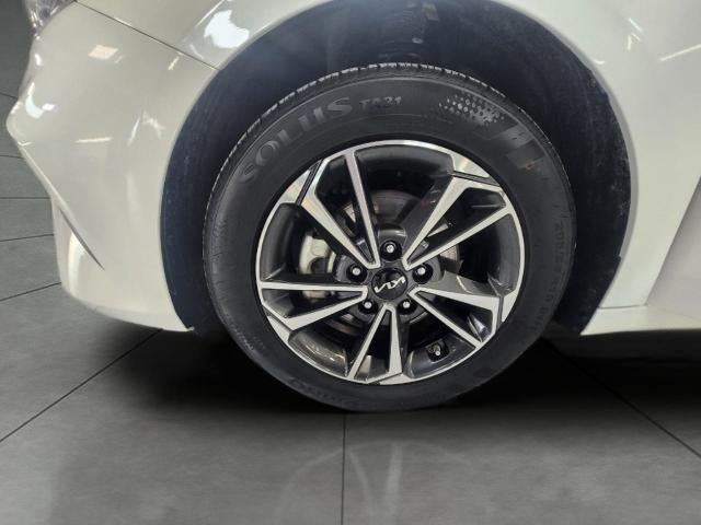 2024 Kia Forte LXS IVT **REMOTE KEYLESS ENTRY**BLIND SPOT COLLISION AVOIDANCE ASSIST**HEATED SIDE MIRRORS**