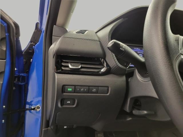 2025 Nissan Sentra SV CVT