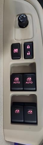 2017 Subaru Outback 2.5I PREMIUM **REMOTE KEYLESS ENTRY**HEATED FRONT SEATS**DUAL ZONE AC**