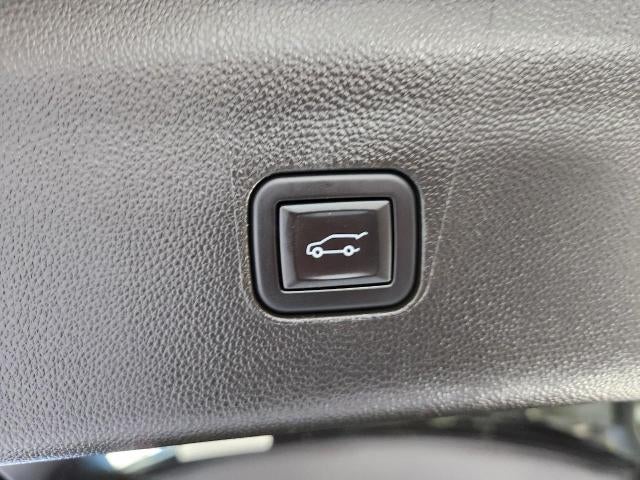 2023 Buick Enclave AWD 4DR ESSENCE **UNIVERSAL HOME REMOTE**HD SURROUND VISION**DUAL MOONROOF**