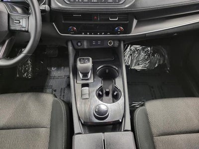 2025 Nissan Rogue AWD SV