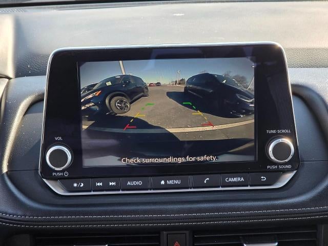 2025 Nissan Rogue AWD SV