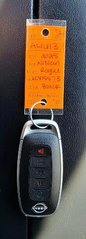 2025 Nissan Rogue AWD SV