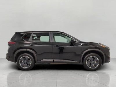 2025 Nissan Rogue AWD SV