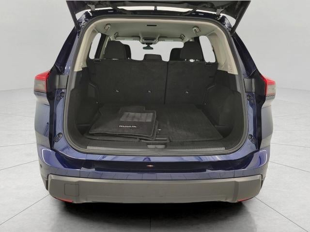 2025 Nissan Rogue AWD SV