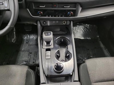 2025 Nissan Rogue AWD SV