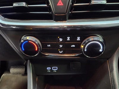 2025 Buick Encore GX AWD 4dr Preferred