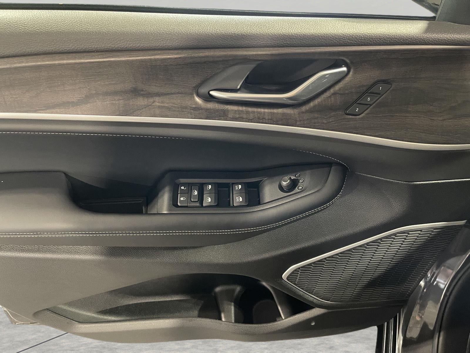 2026 Jeep Grand Cherokee L Limited Reserve 4x4