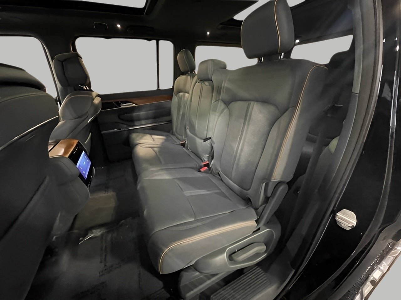 2022 Jeep Grand Wagoneer Series II 4x4