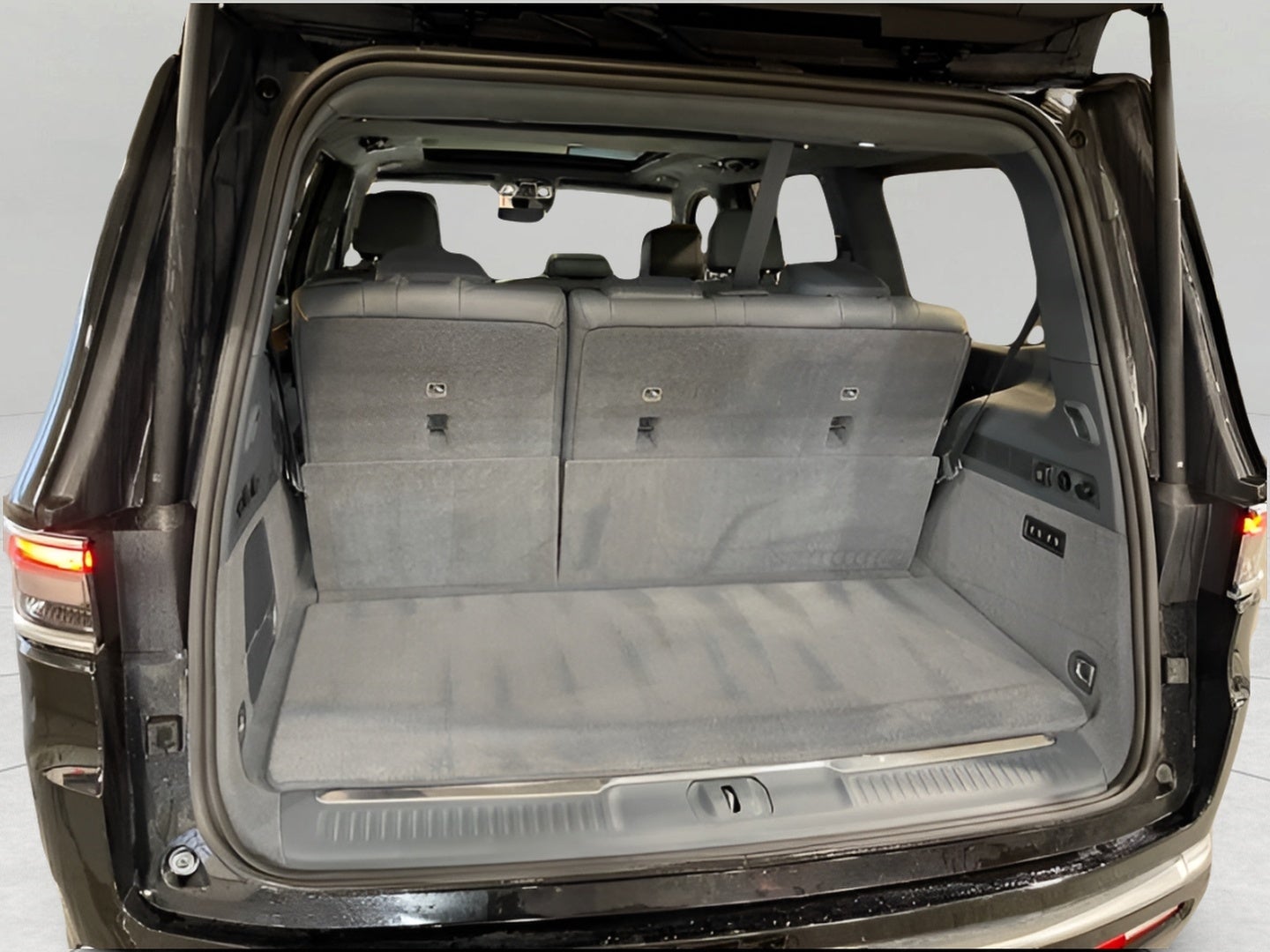 2022 Jeep Grand Wagoneer Series II 4x4