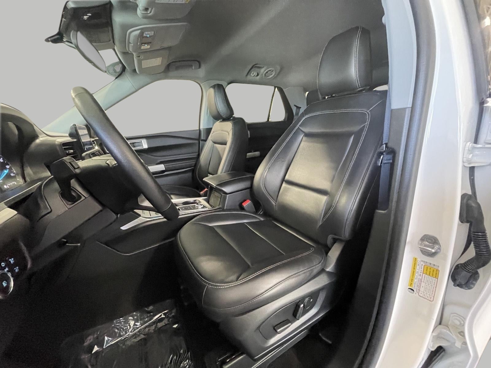 2023 Ford Explorer XLT 4WD