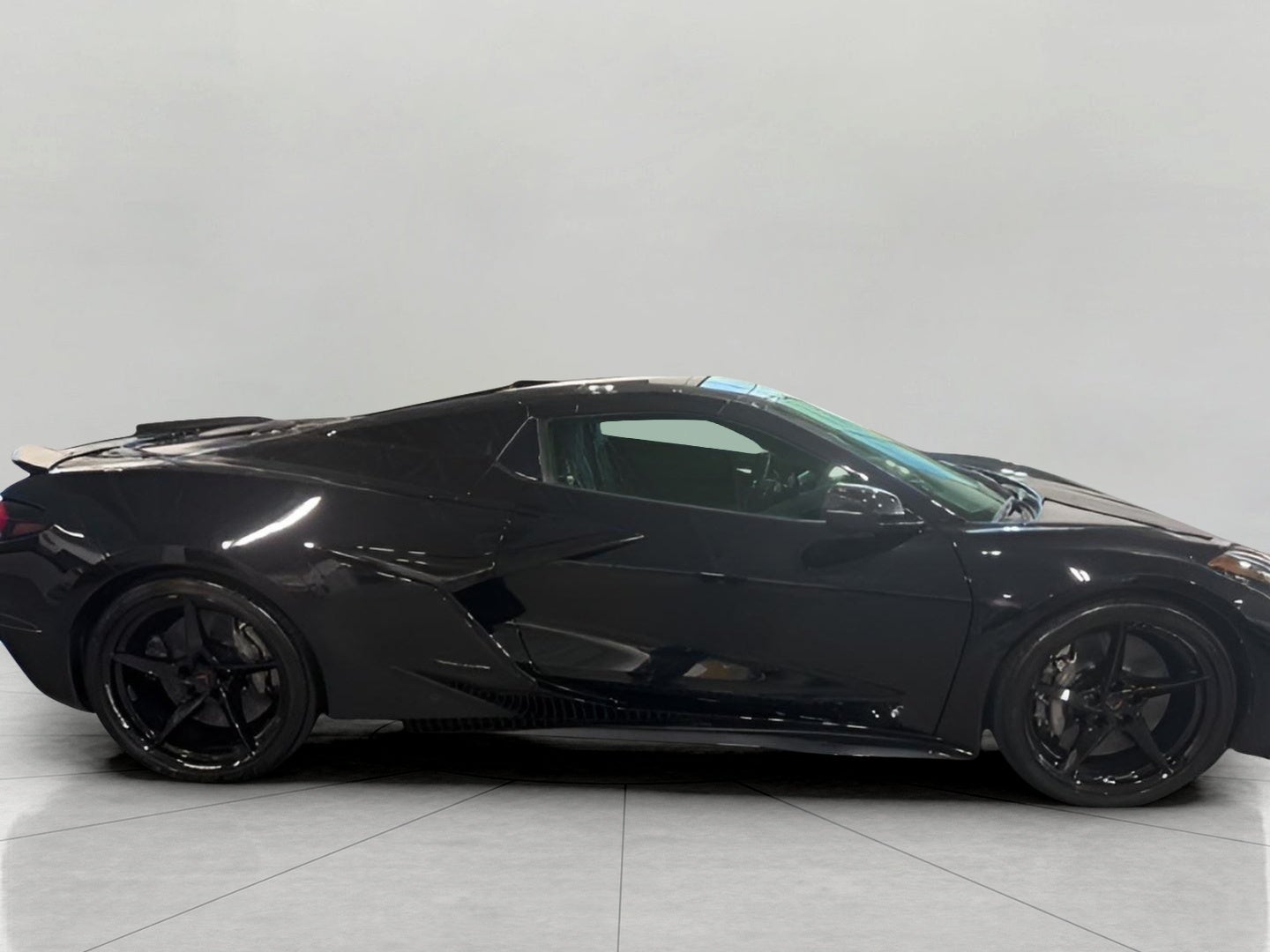 2024 Chevrolet Corvette 2dr E-Ray Conv w/3LZ