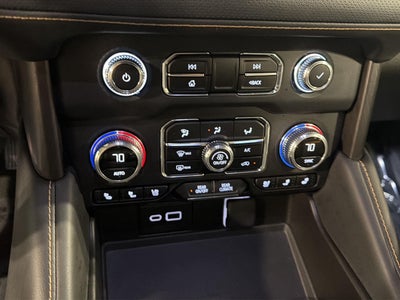 2024 GMC Yukon 4WD 4dr AT4