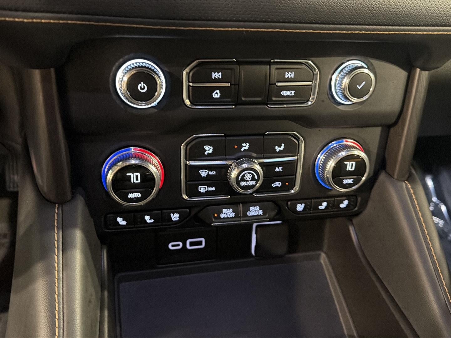 2024 GMC Yukon 4WD 4dr AT4