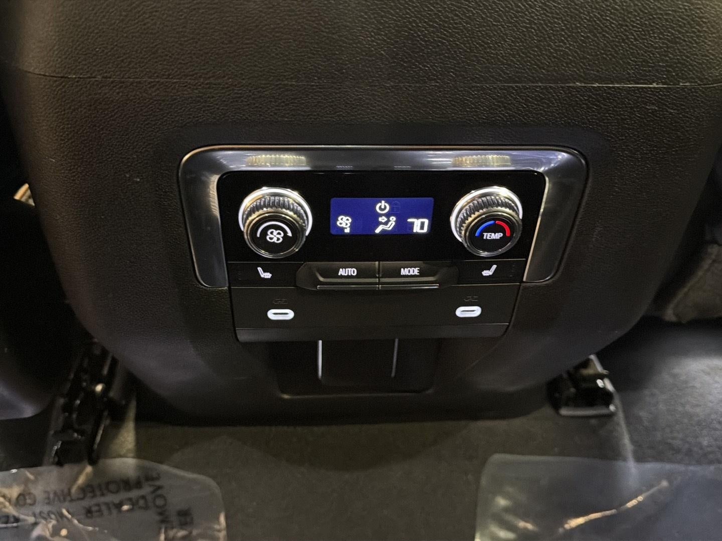 2024 GMC Yukon 4WD 4dr AT4