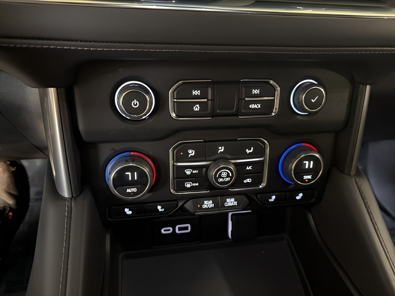 2023 Chevrolet Tahoe 4WD 4dr Z71