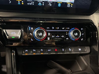 2022 GMC Sierra 1500 4WD Crew Cab 147 AT4