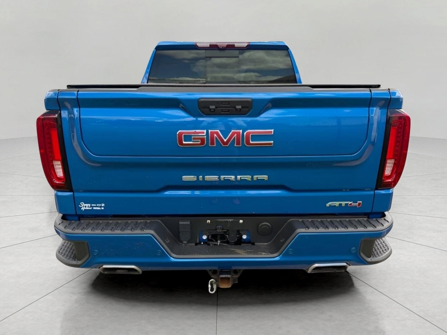 2022 GMC Sierra 1500 4WD Crew Cab 147 AT4