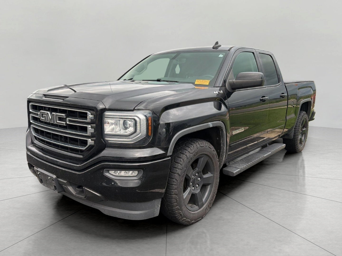 2018 GMC Sierra 1500 4WD Double Cab 143.5